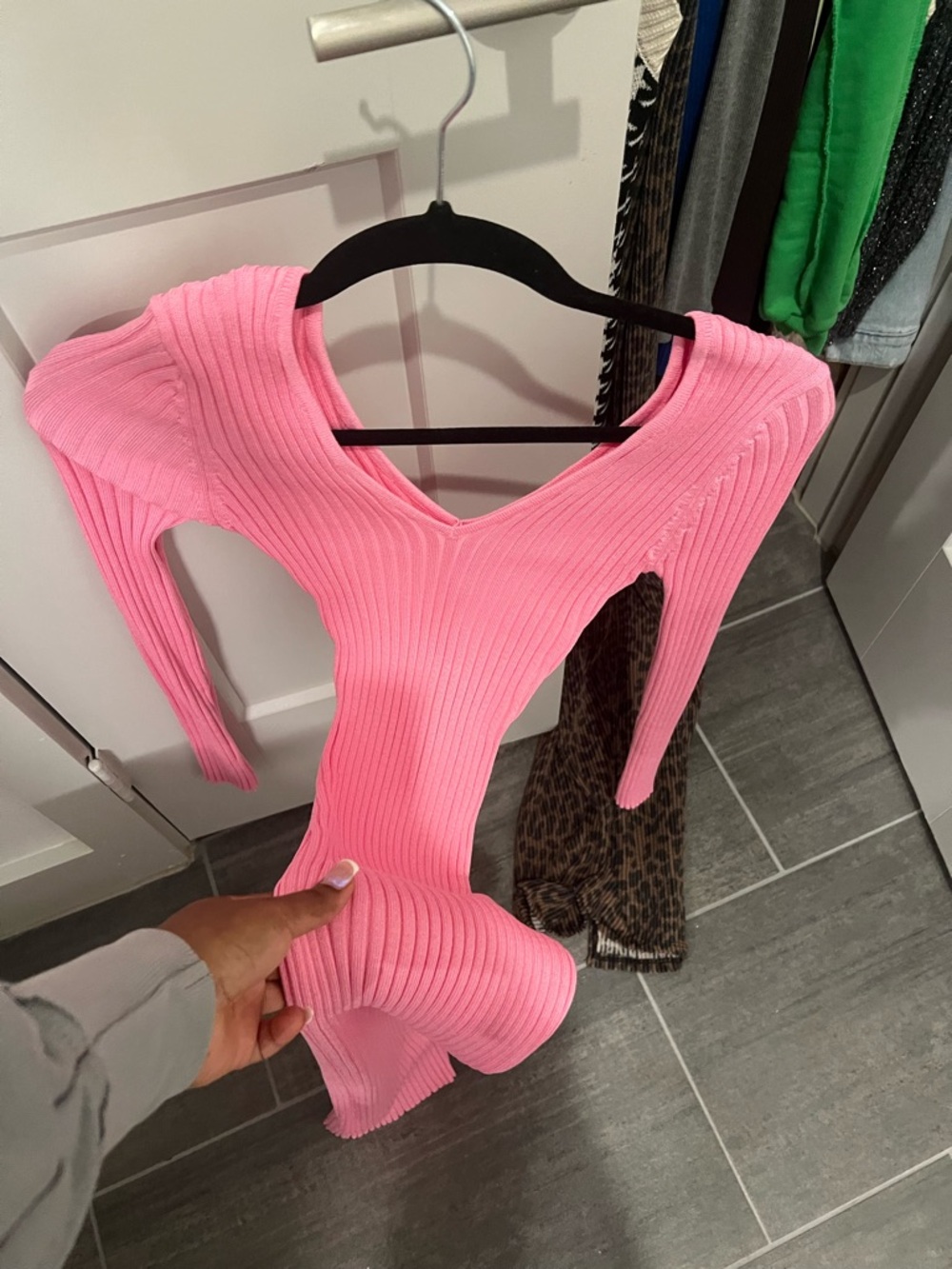 Fashion Nova Pink Ribbed V-Neck Bodysuit